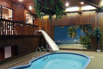 Sybaris Pool Suites Mequon Extérieur photo